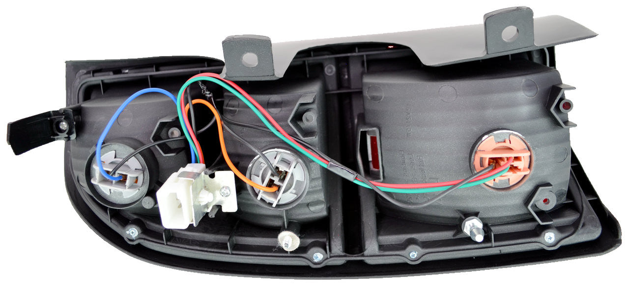 LEAP® Tail Light for Toyota Landcruiser Prado 07/99-08/02 New Right ZJ 95 Rear Lamp 00 01