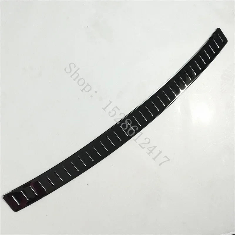 LEAP Door Sill Protector Set – Universal Car Accessory – Style 3