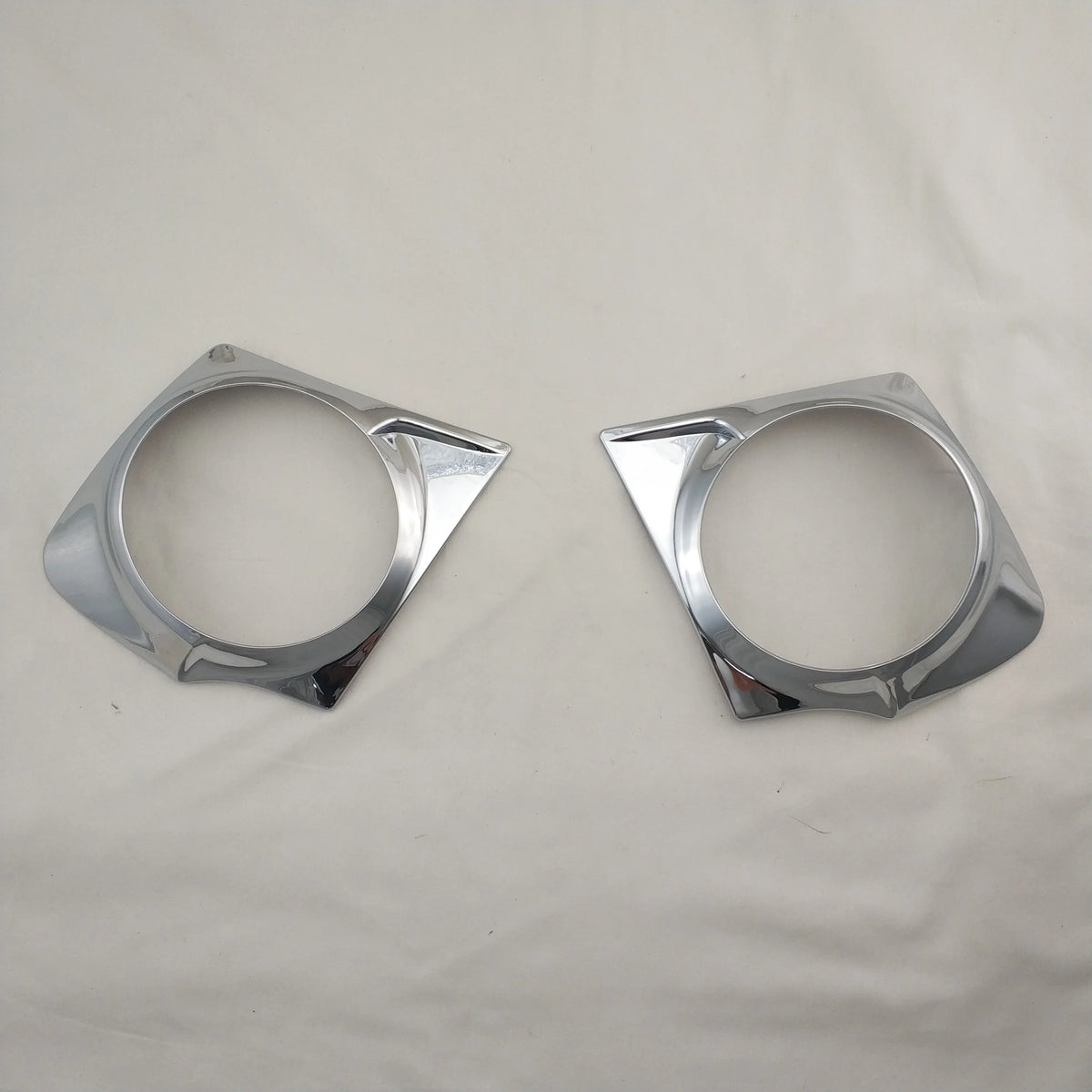 LEAP Chrome Fog Lamp Cover Trim for Mitsubishi Triton 2015–2020