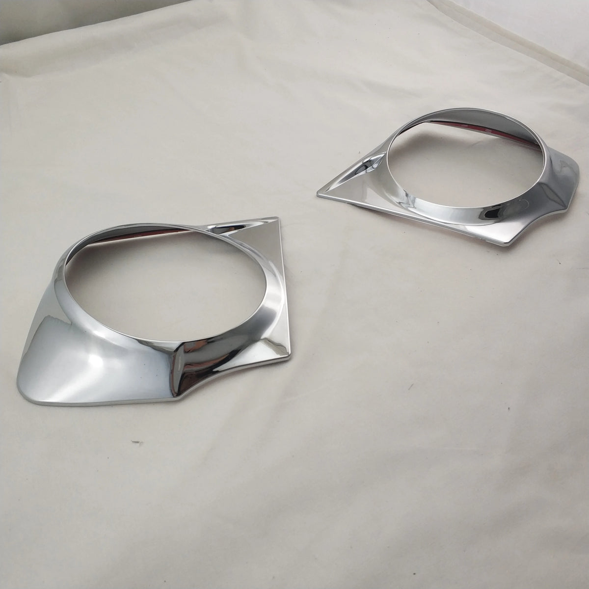 LEAP Chrome Fog Lamp Cover Trim for Mitsubishi Triton 2015–2020