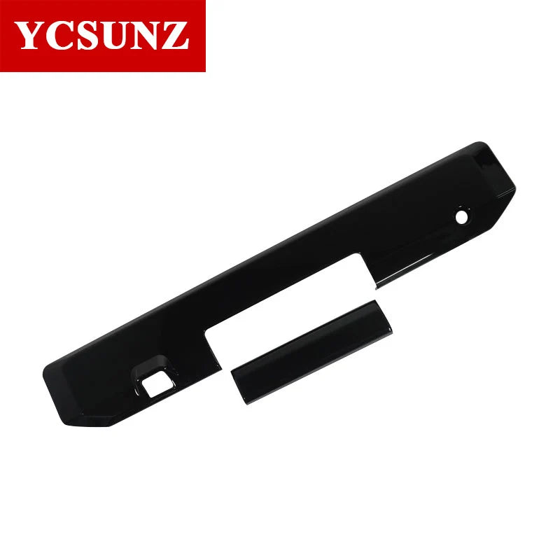 LEAP Tailgate Handle Trim Cover for Mitsubishi Triton MV 2024–2025 – Gloss Black