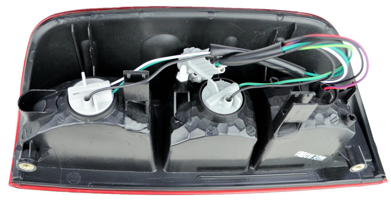 LEAP® Tail Light for Nissan Navara 05/05-13 New Left D40 Rear Lamp 05 06 07 08 09 10 11 12