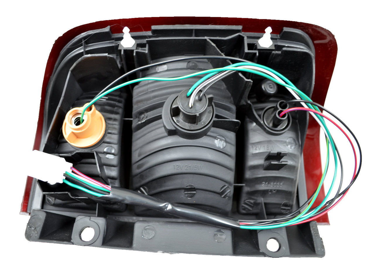 LEAP® Tail Light for Nissan Pathfinder 02/99 - 06/05 New Left LHS R50 00 01 02 03 04